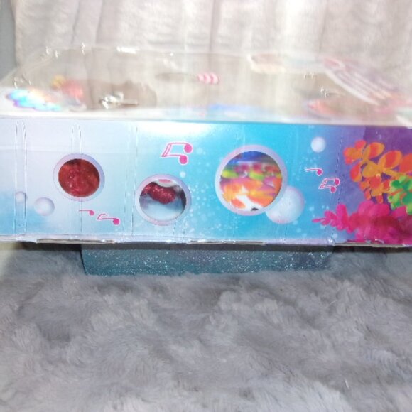 T-160 NEW IN PACKAGE DISNEY JR. ARIEL SPLASH AND GLOW DOLL - Picture 7 of 11